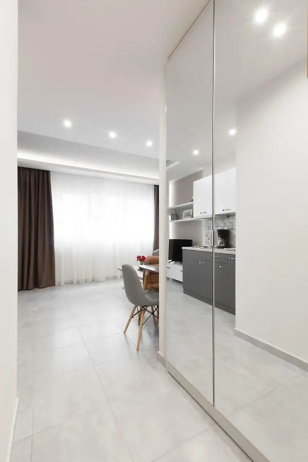 Valaoritou Studio Eleonora Thessaloniki